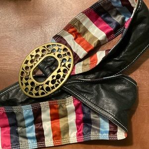 Coach - reversible belt - black leather and silk fabric stripe looks